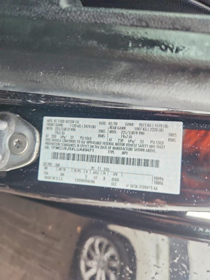 2020 Ford Escape Titanium