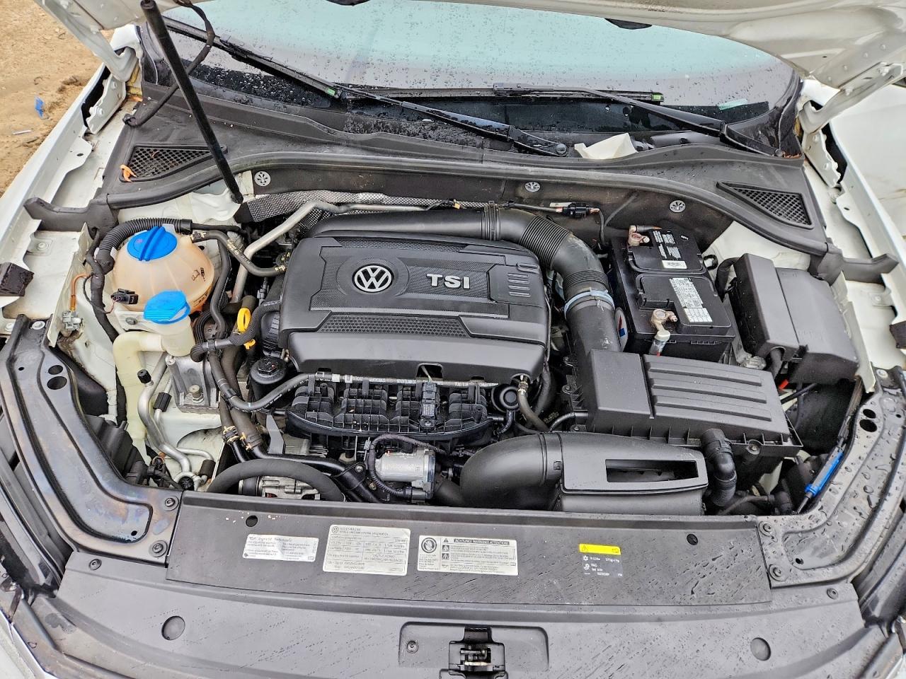 2016 Volkswagen Passat sel