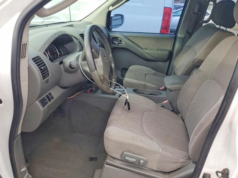 2008 Nissan Frontier Crew cab le