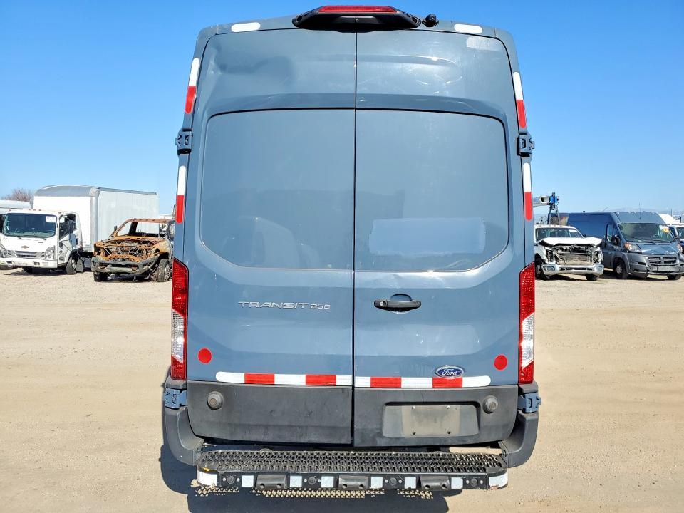 2021 Ford Transit T-250