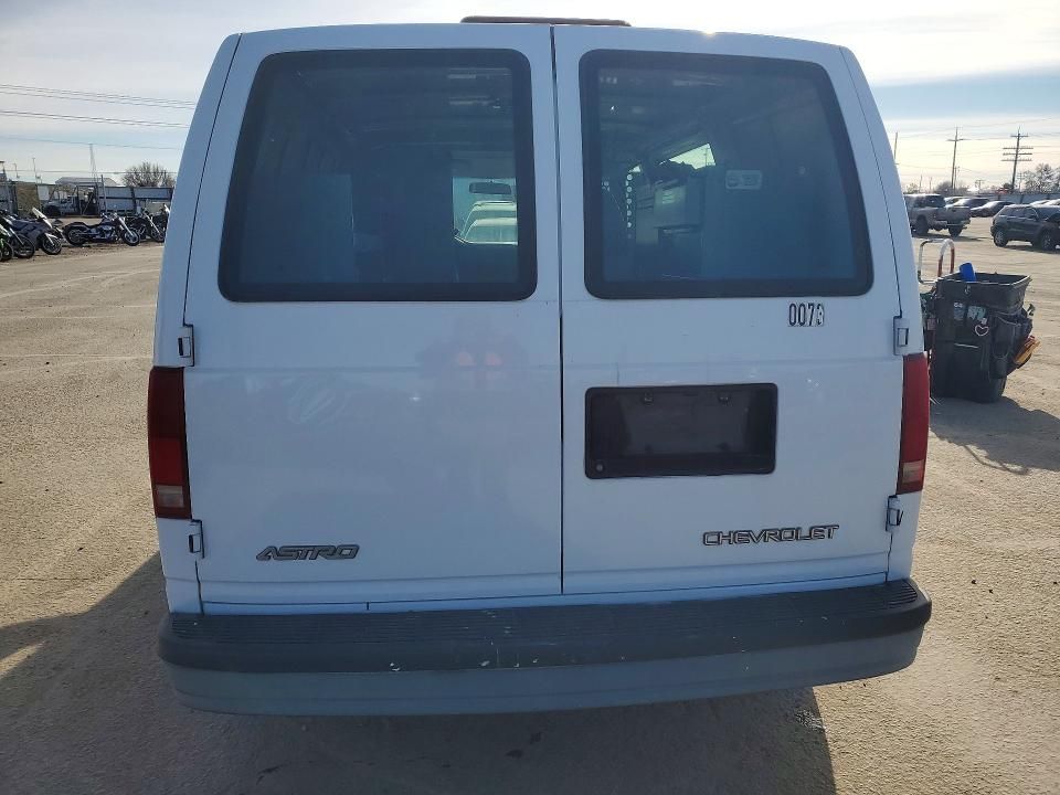 2000 Chevrolet Astro