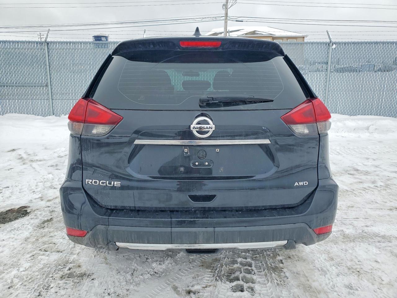 2018 Nissan Rogue s