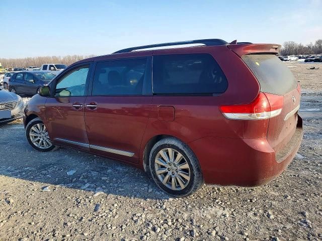 2014 Toyota Sienna xle