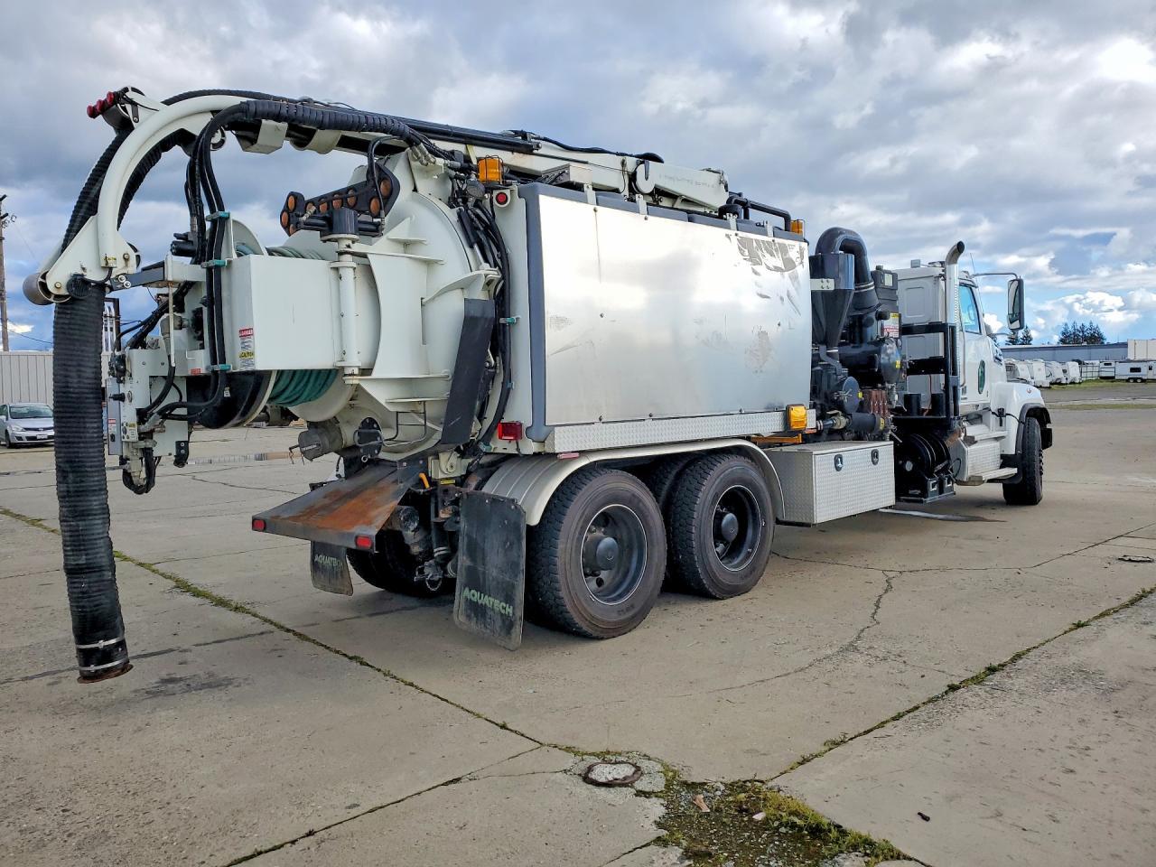 2022 Western Star 4700 Vacuum Truck