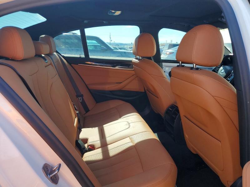 2021 BMW 530 i