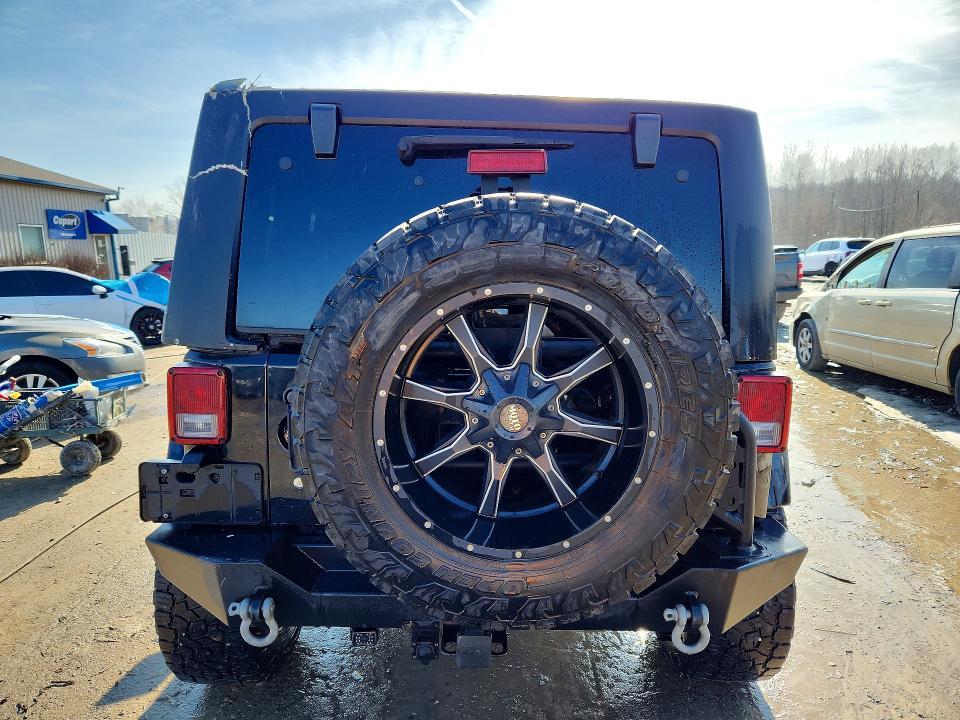 2013 Jeep Wrangler Unlimited Sahara