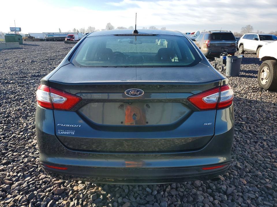 2016 Ford Fusion se