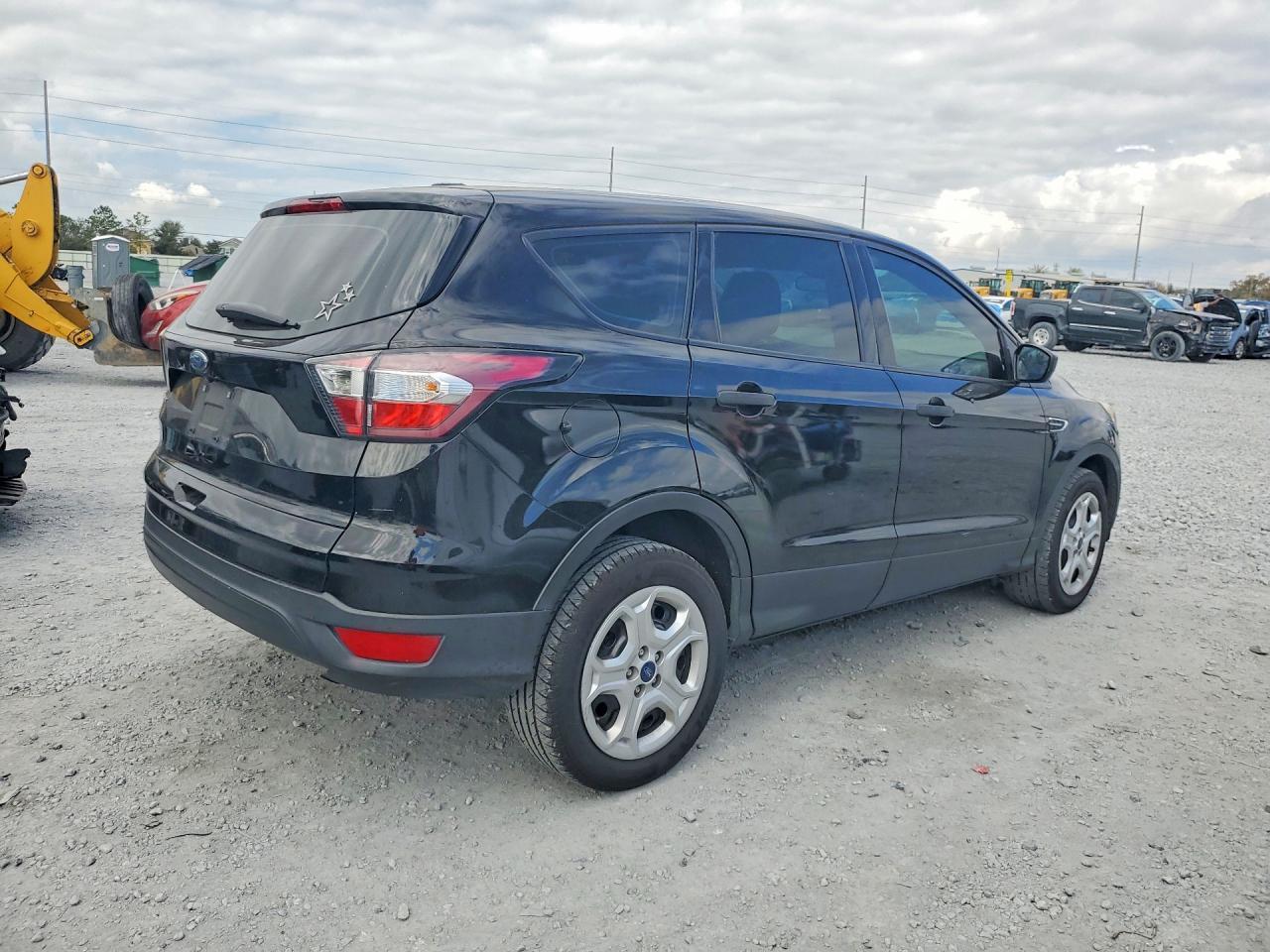 2017 Ford Escape s