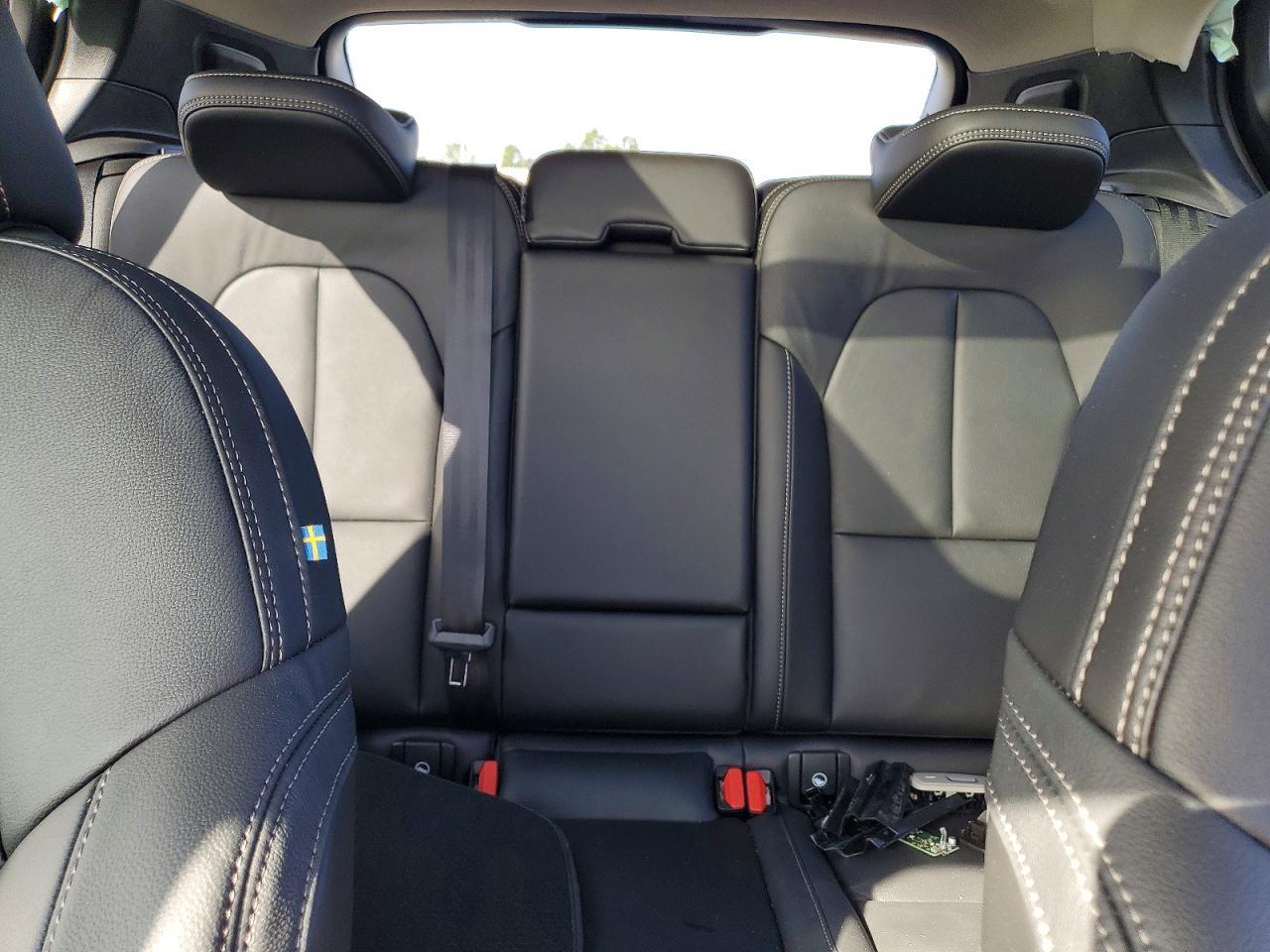 2026 Volvo Xc40 Plus