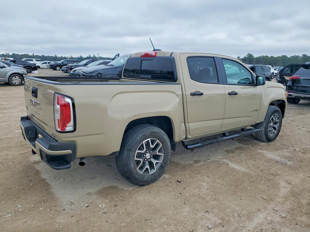 2022 GMC Canyon AT4
