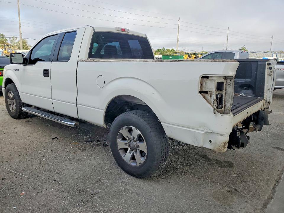 2013 Ford F150 Super cab