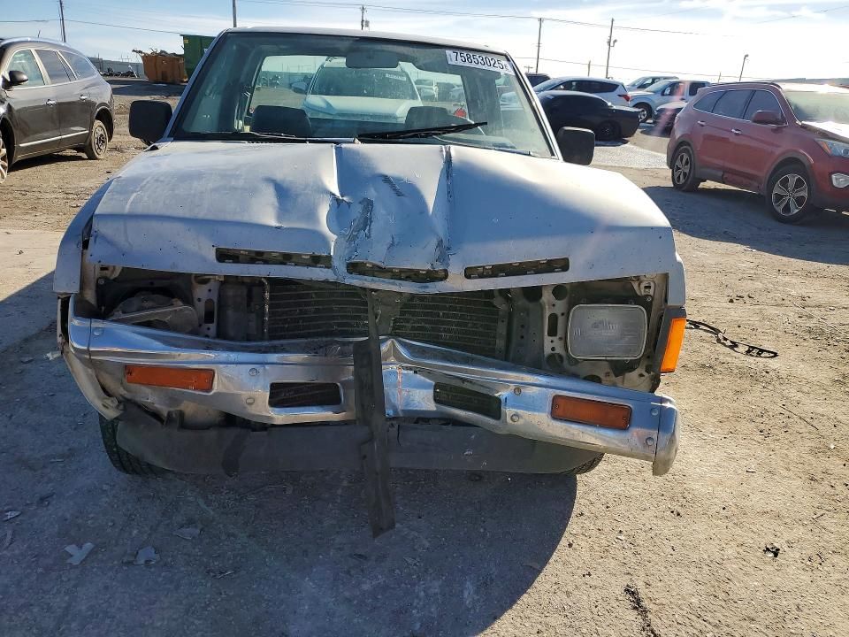 1986 Nissan D21 King cab