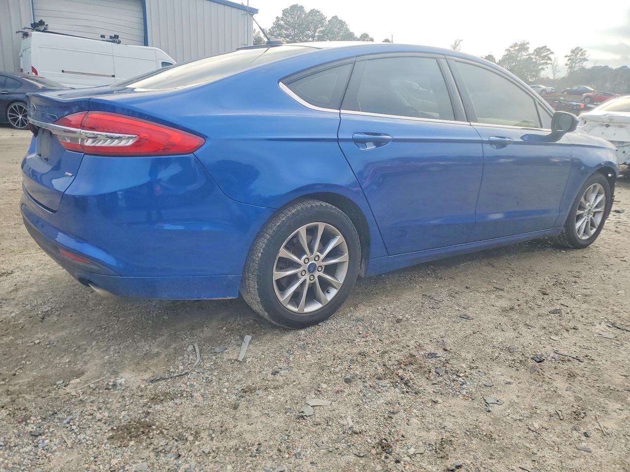 2017 Ford Fusion se