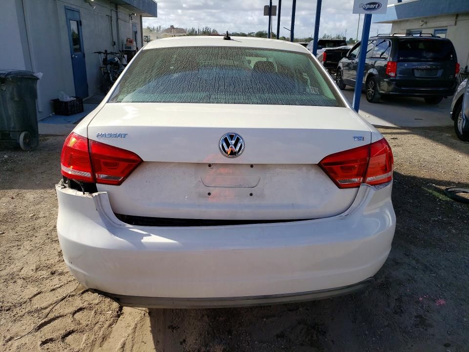 2014 Volkswagen Passat s