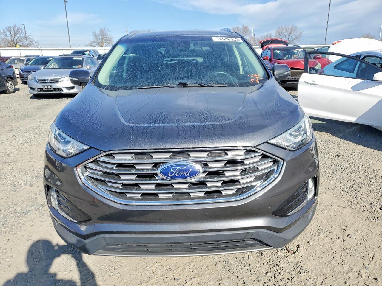 2019 Ford Edge sel
