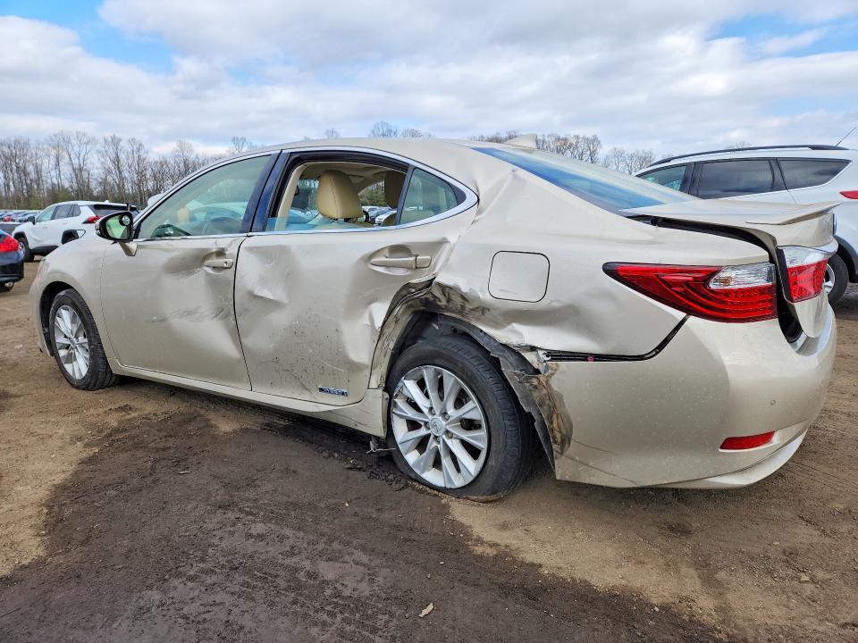 2015 Lexus Es 300h