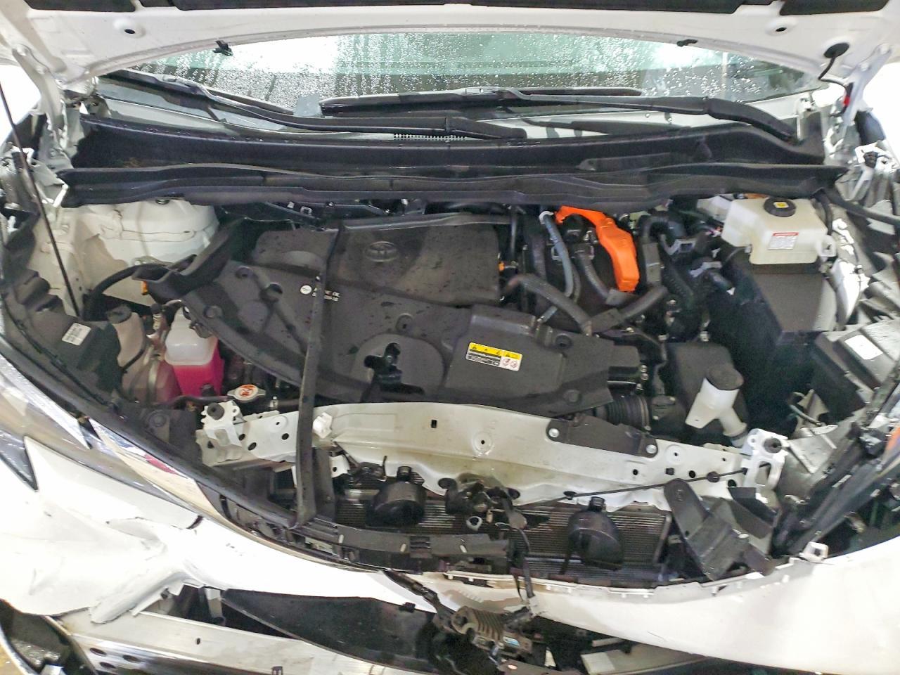 2025 Toyota Sienna le