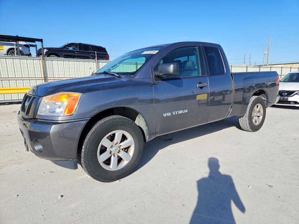 2014 Nissan Titan s