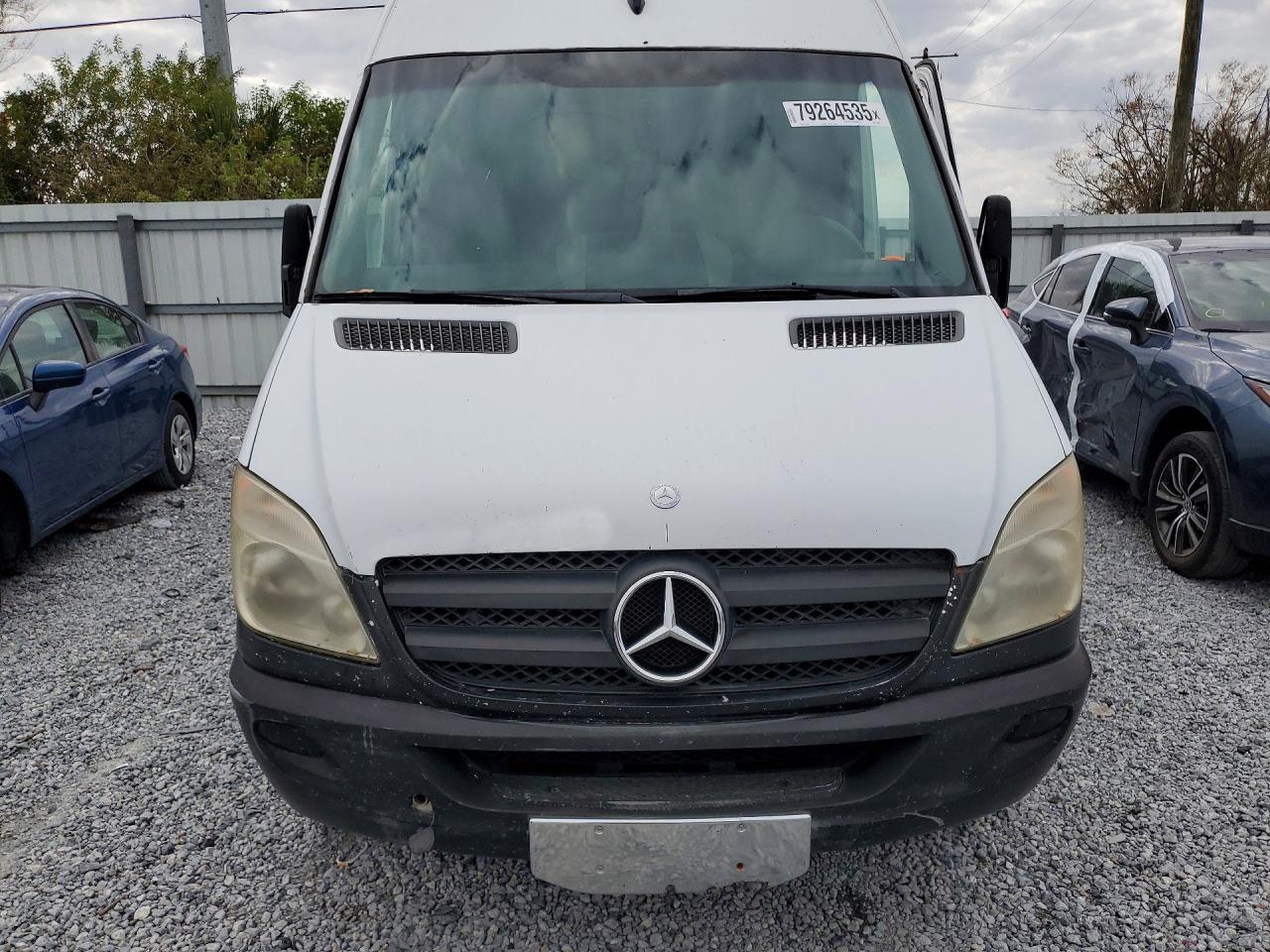 2010 Mercedes-Benz Sprinter 3500