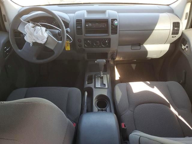 2005 Nissan Frontier Crew cab le