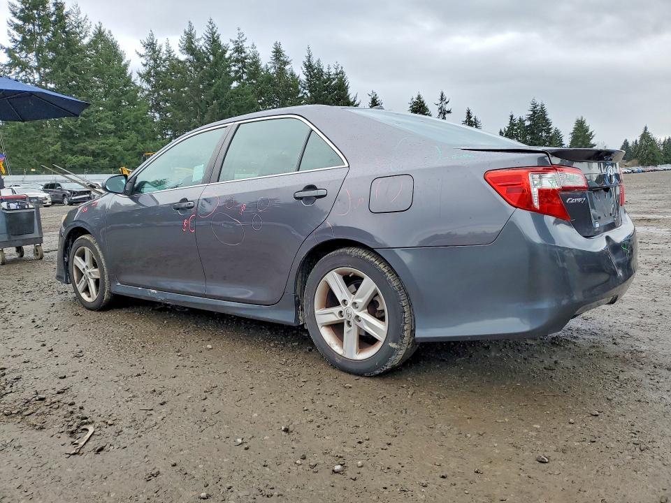 2013 Toyota Camry l