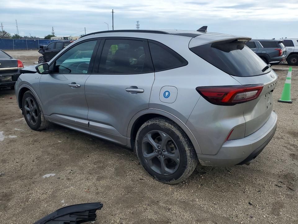 2024 Ford Escape st Line