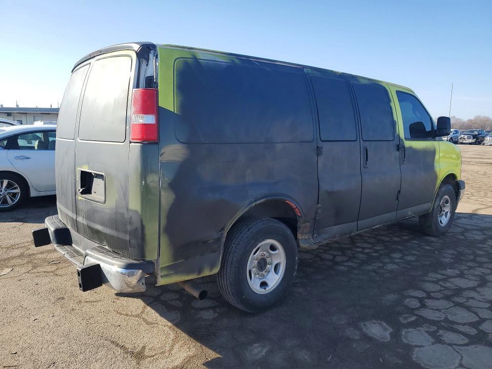 2020 Chevrolet Express G2500