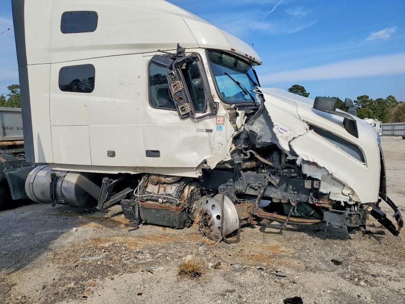 2022 Volvo VNL Semi Truck