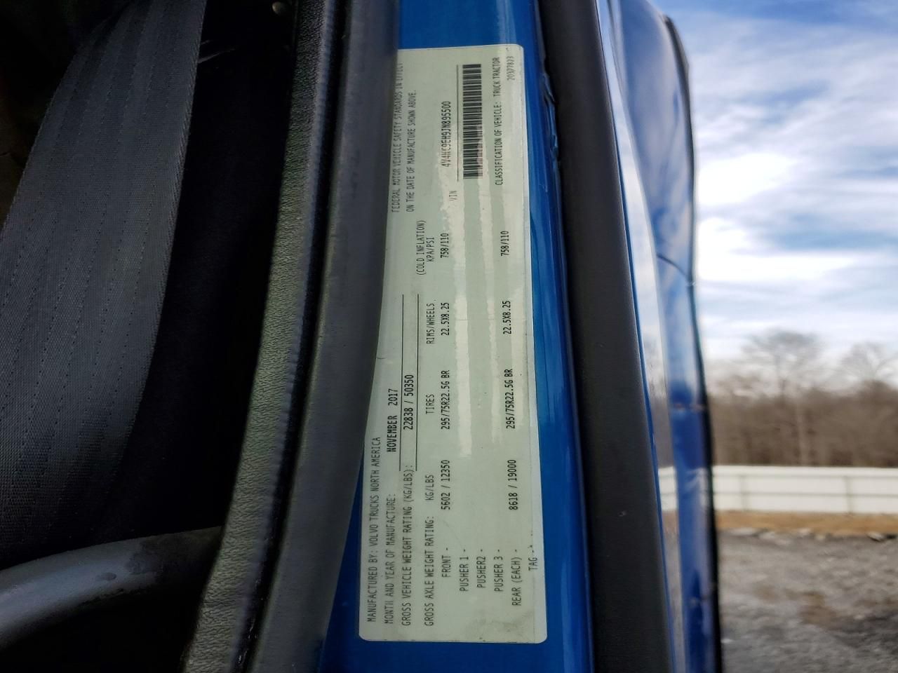 2018 Volvo VN VNL-Semi Truck