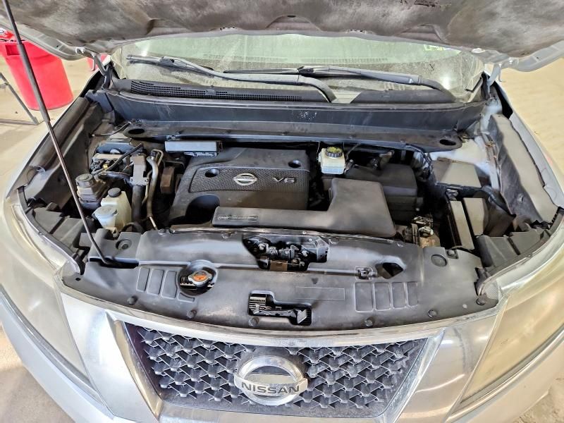 2014 Nissan Pathfinder s