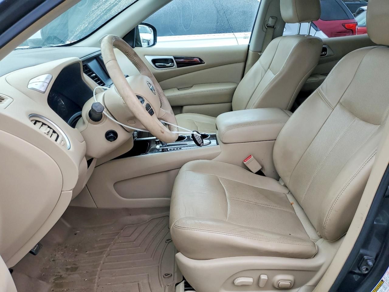 2013 Nissan Pathfinder s