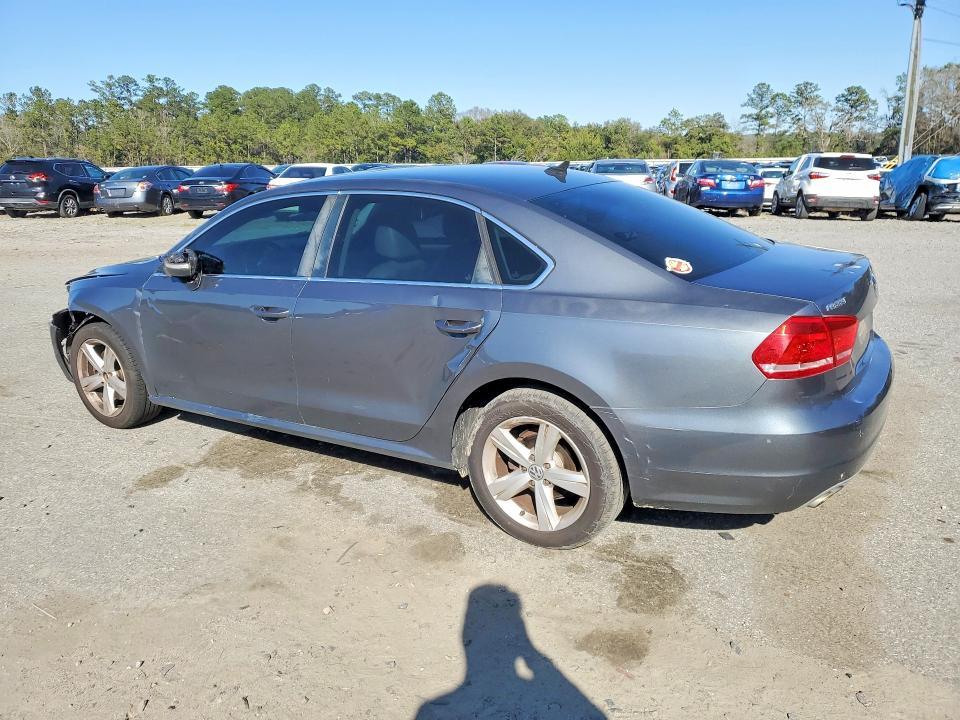 2013 Volkswagen Passat se