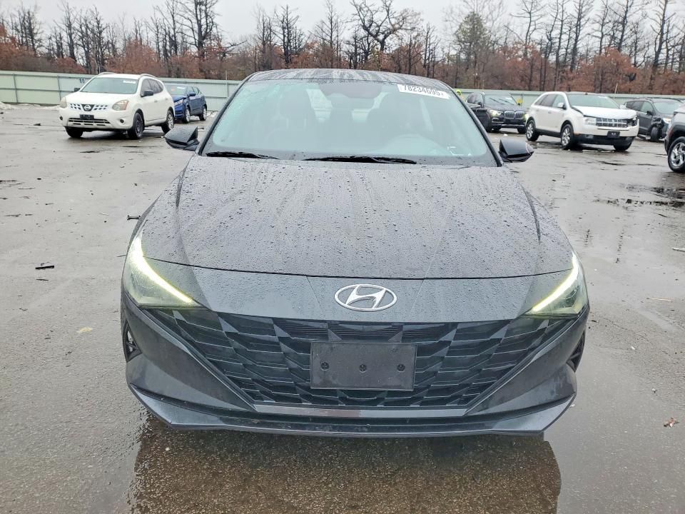2021 Hyundai Elantra se