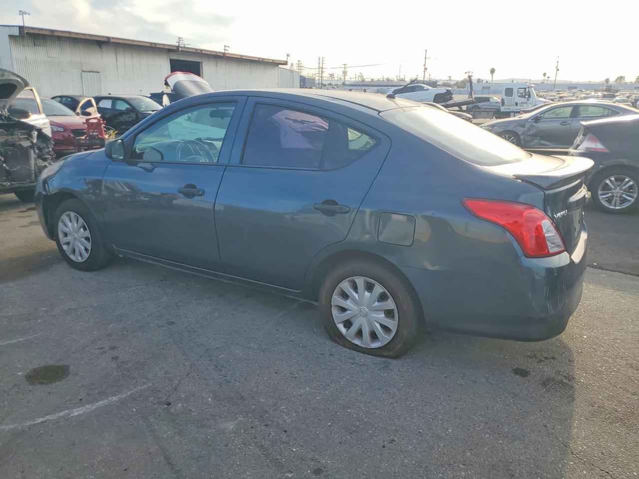 2015 Nissan Versa s