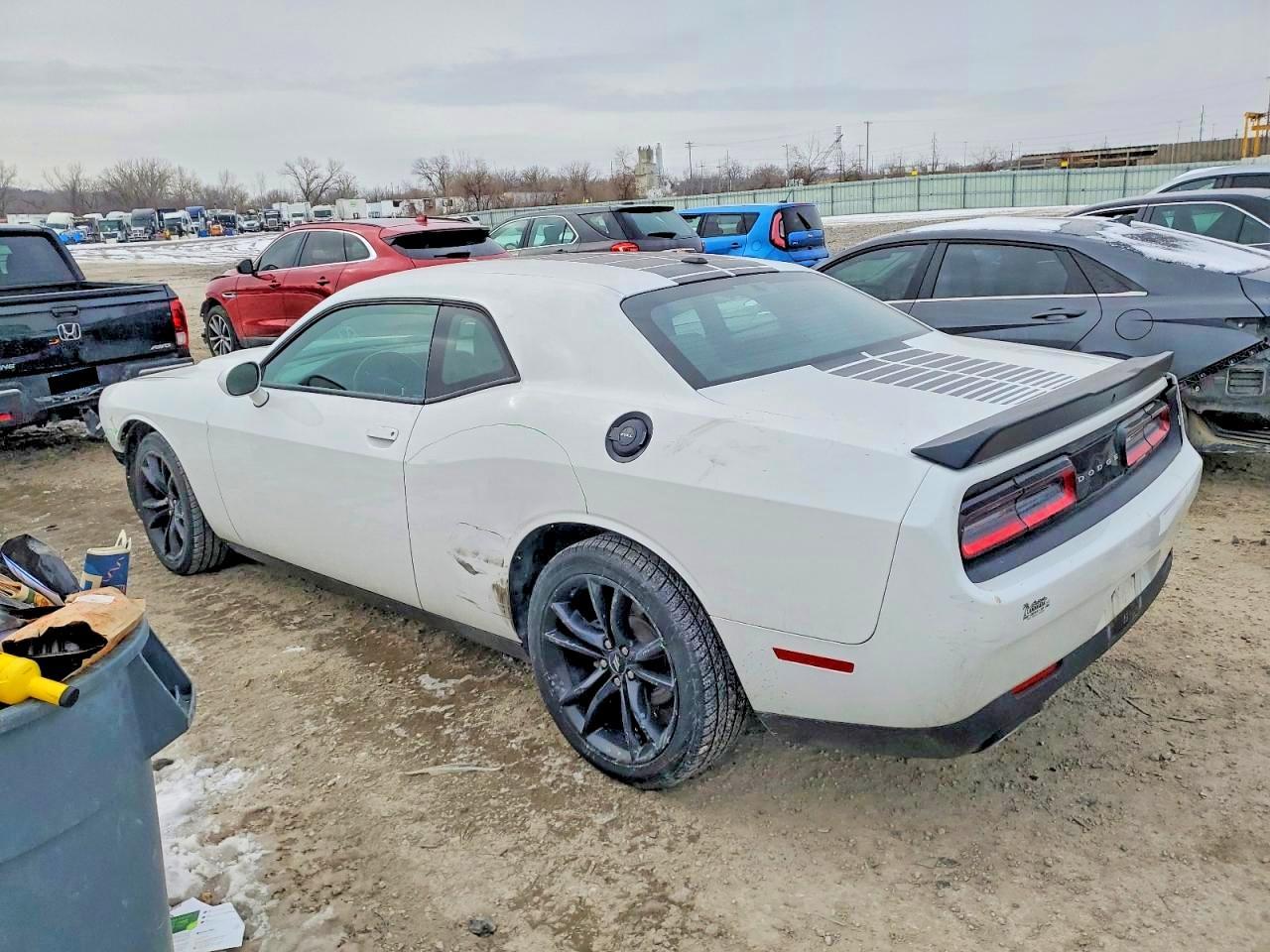 2018 Dodge Challenger sxt