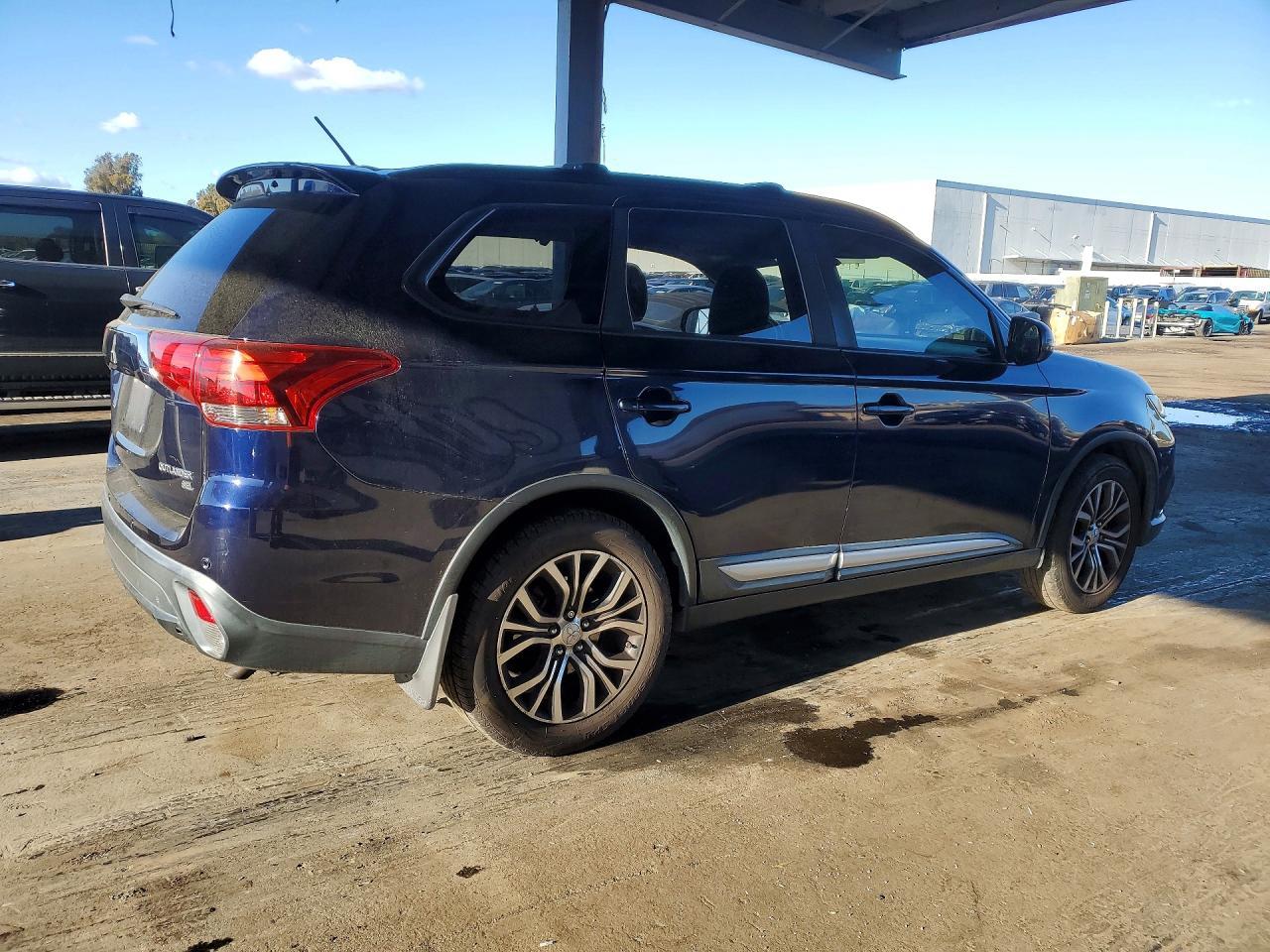 2016 Mitsubishi Outlander se