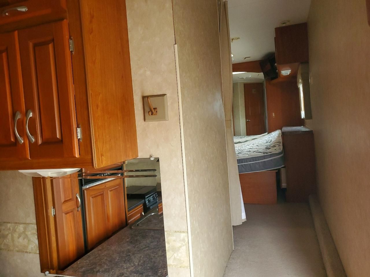 2007 Holiday Alumascape