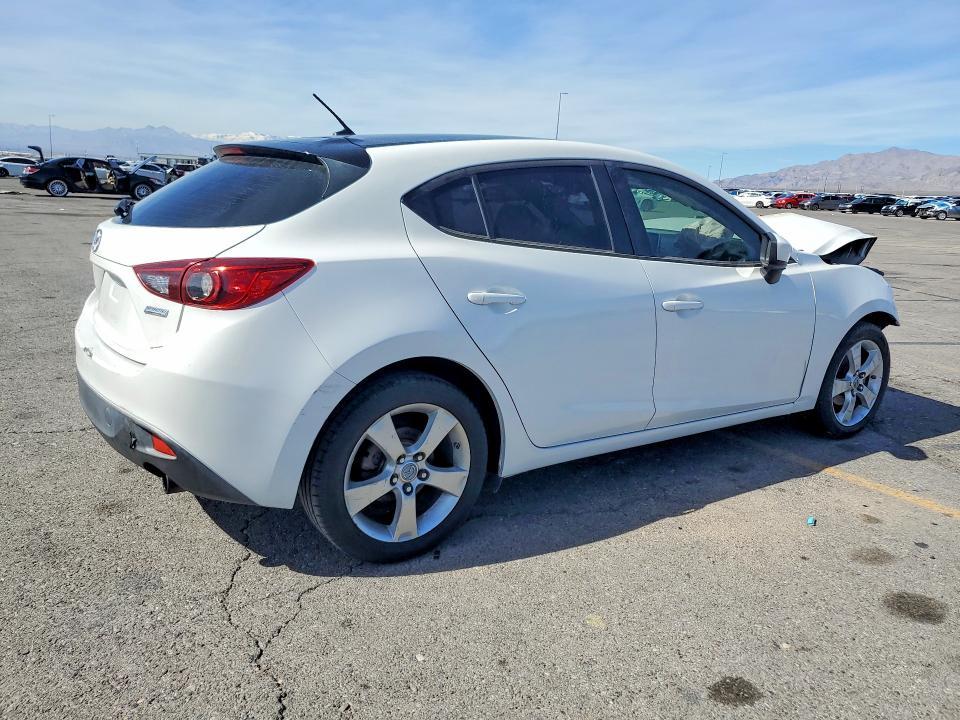 2015 Mazda 3 Sport