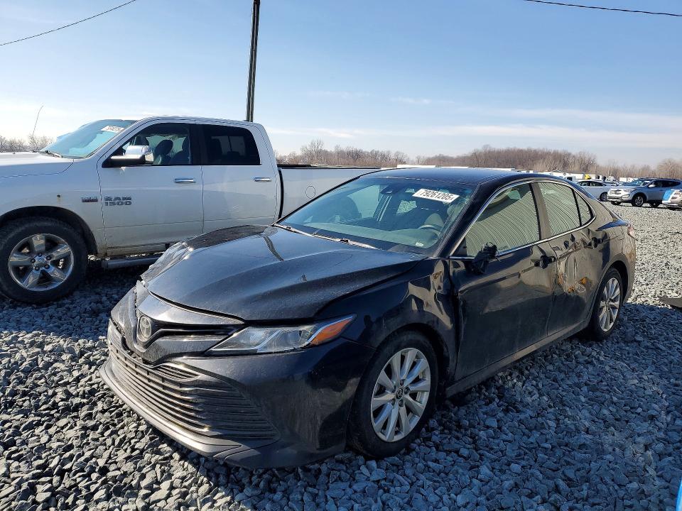 2020 Toyota Camry le