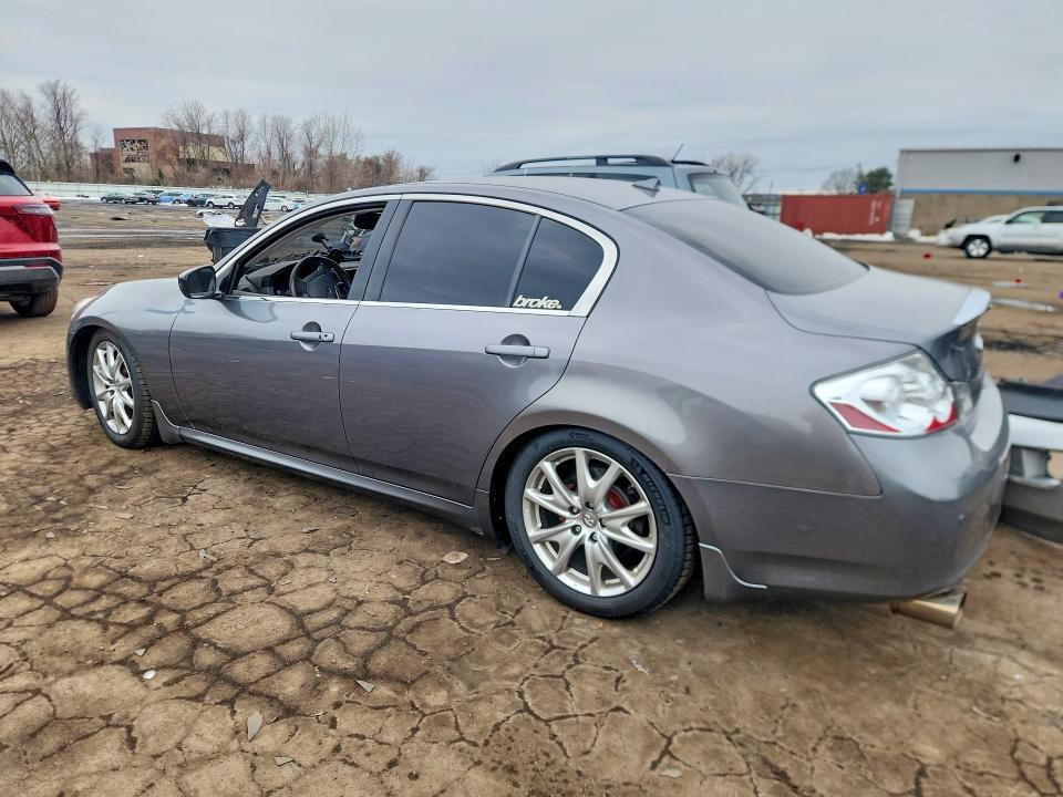 2012 Infiniti G37