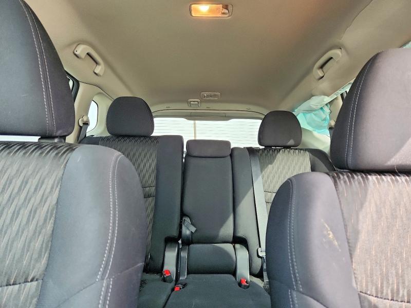 2020 Nissan Rogue sv