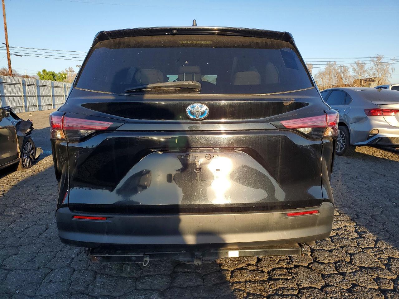 2021 Toyota Sienna le