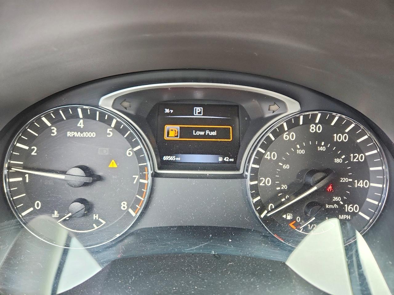 2016 Niss Altima 2.5 s
