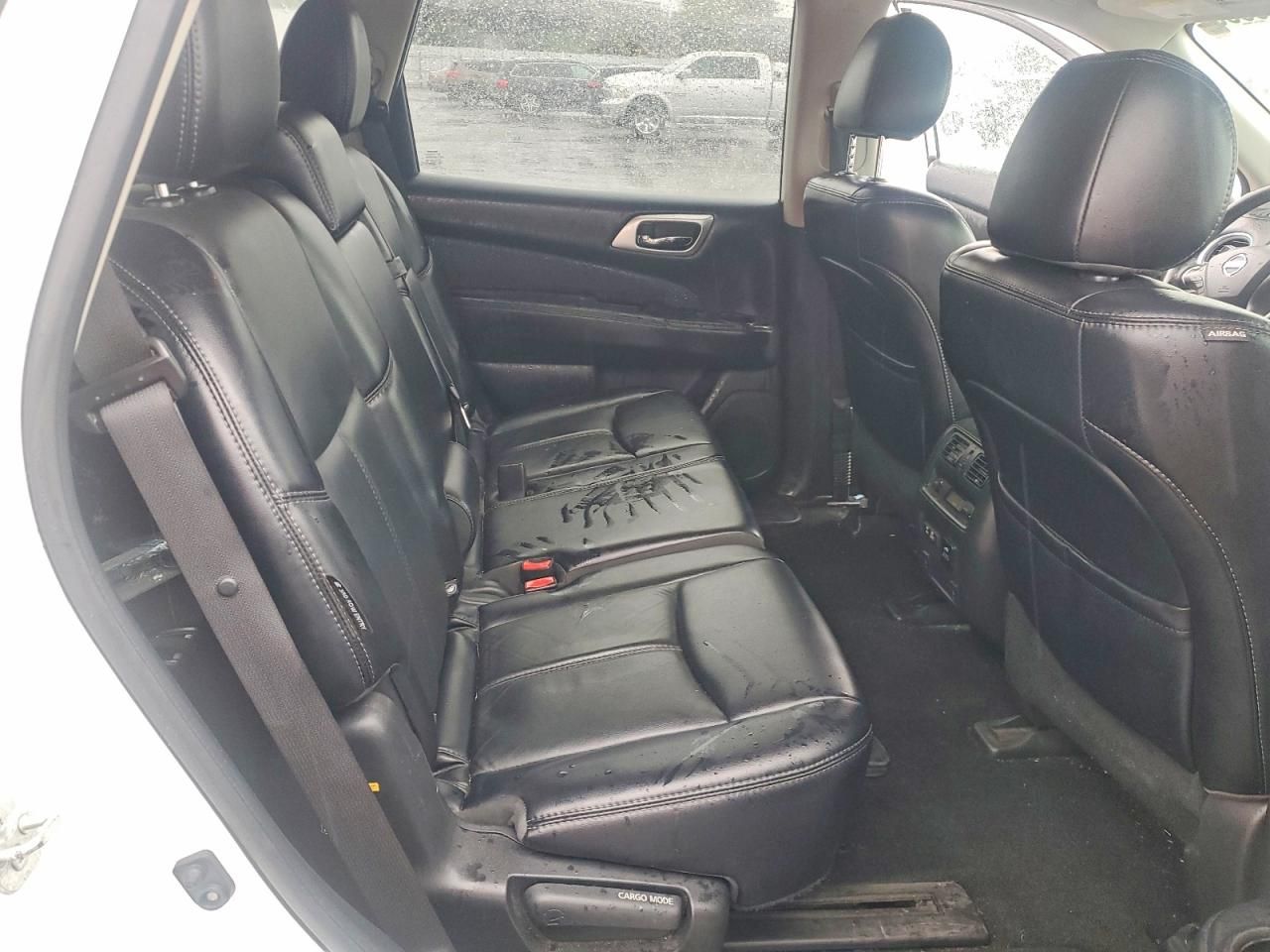 2019 Nissan Pathfinder s