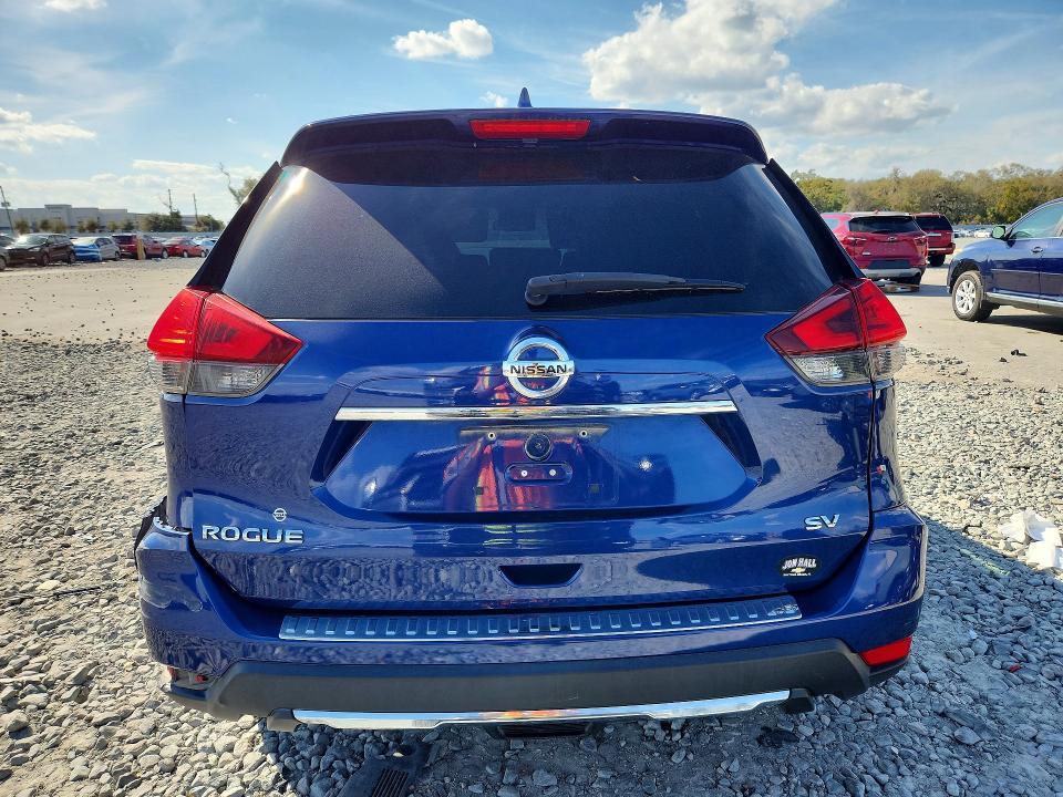 2017 Nissan Rogue sv