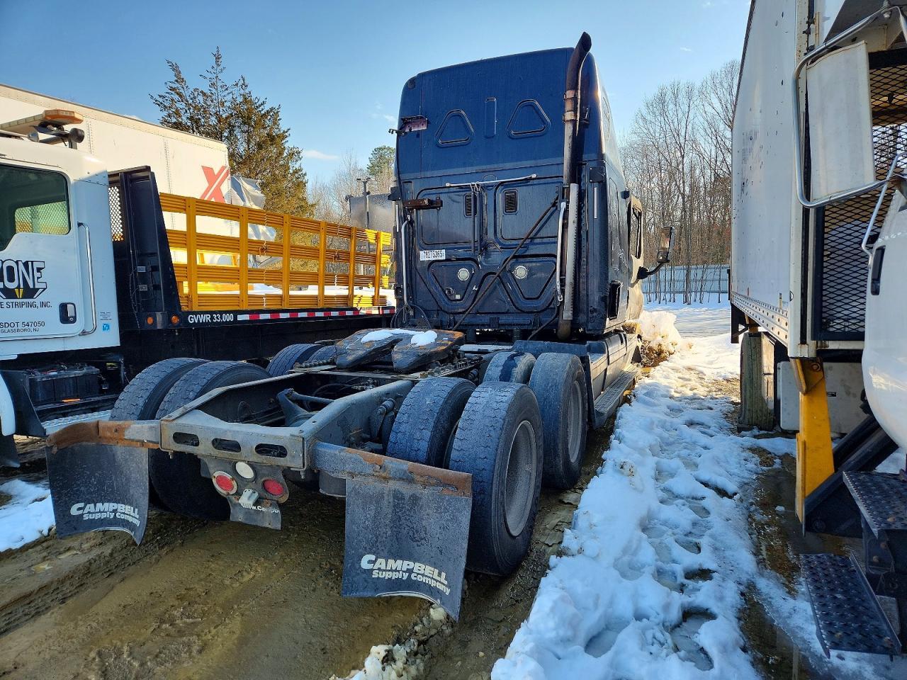 2009 Freigliner 2009 Freightliner Cascadia 1