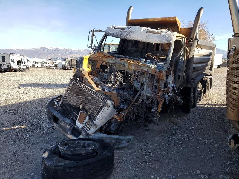 2005 Sterling L9500 Dump Truck