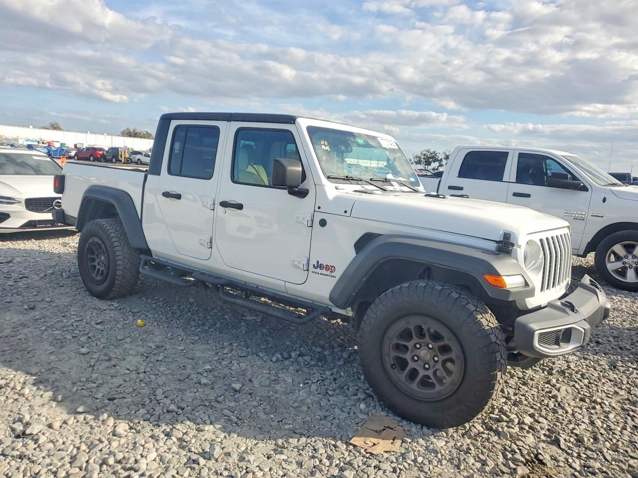 2023 Jeep Gladiator Sport