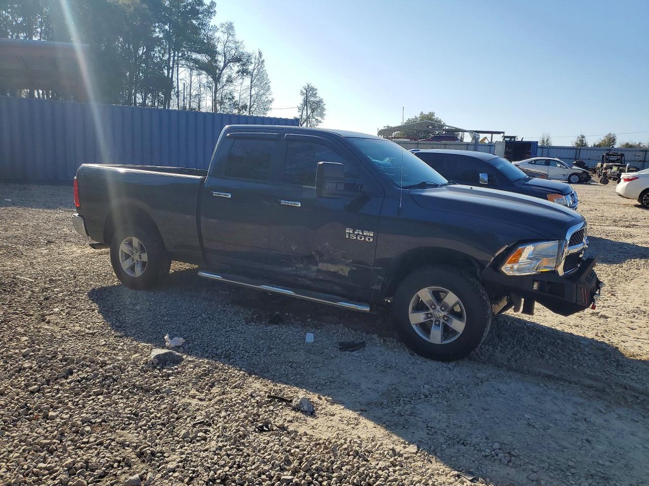 2017 Dodge RAM 1500 SLT