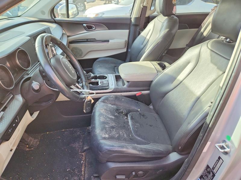 2022 KIA Carnival lx